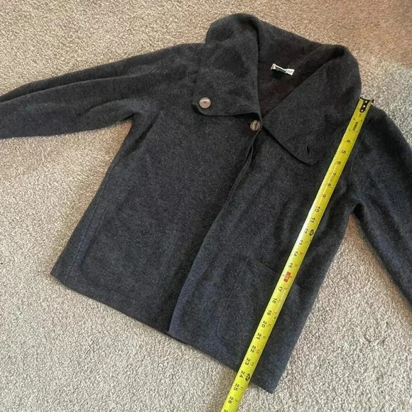 Woolen Deane & White Wool Button Down Grey Cardigan - Picture 13 of 14